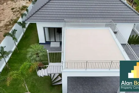 Casa de 3 dormitorios en Pattaya, Tailandia № 210862 - foto 15