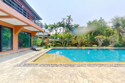 Villa à Chiang Mai, Thaïlande 4 chambres № 139195 - photo 14