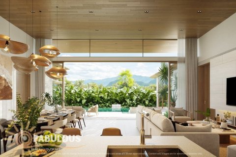 Villa in Bang Tao, Thailand 3 bedrooms № 179355 - photo 6