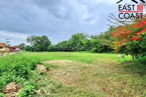Casa de 3 dormitorios en Pattaya, Tailandia № 212175 - foto 3