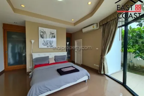 Casa de 3 dormitorios en Pattaya, Tailandia № 212175 - foto 23