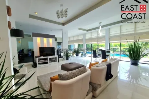 Casa de 3 dormitorios en Pattaya, Tailandia № 212175 - foto 5