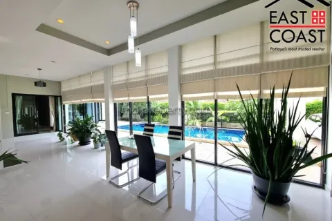 Casa de 3 dormitorios en Pattaya, Tailandia № 212175 - foto 8