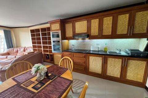 Condominio de 2 dormitorios en Jomtien Beach, Pattaya, Tailandia № 212174 - foto 3