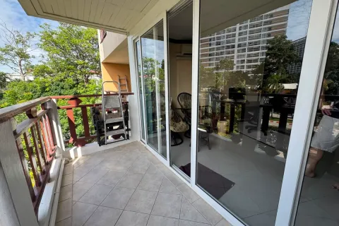 Condominio de 2 dormitorios en Jomtien Beach, Pattaya, Tailandia № 212174 - foto 27