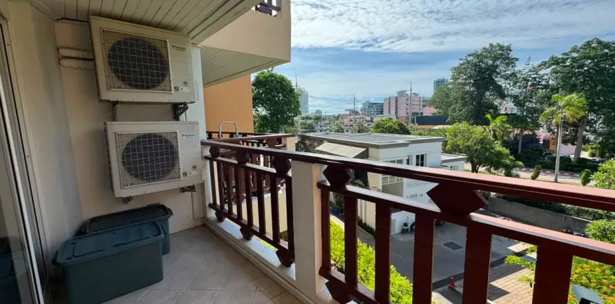 Condominio de 2 dormitorios en Jomtien Beach, Pattaya, Tailandia № 212174