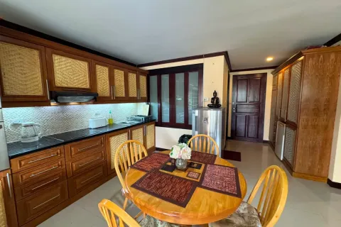 Condominio de 2 dormitorios en Jomtien Beach, Pattaya, Tailandia № 212174 - foto 30