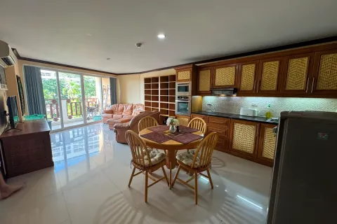 Condominio de 2 dormitorios en Jomtien Beach, Pattaya, Tailandia № 212174 - foto 6