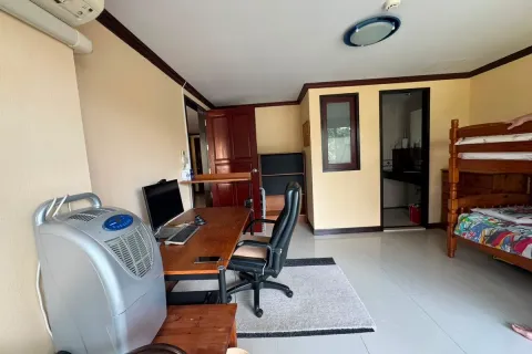 Condominio de 2 dormitorios en Jomtien Beach, Pattaya, Tailandia № 212174 - foto 28