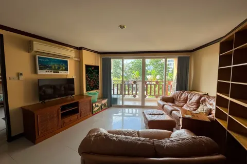 Condominio de 2 dormitorios en Jomtien Beach, Pattaya, Tailandia № 212174 - foto 8