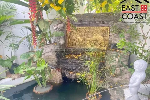 Casa de 3 dormitorios en Pattaya, Tailandia № 212171 - foto 4