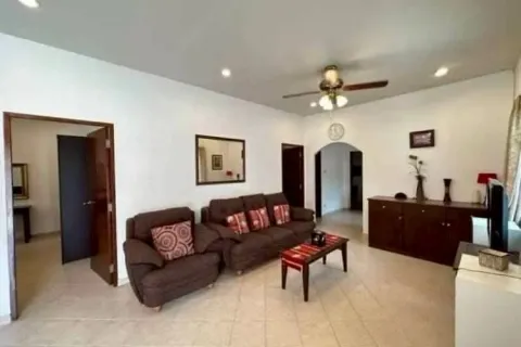Casa de 2 dormitorios en Pattaya, Tailandia № 212176 - foto 6