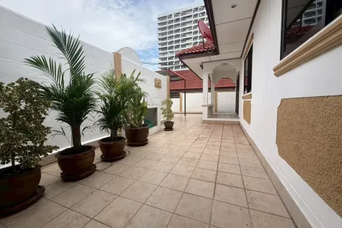 House in Pattaya, Thailand 2 bedrooms № 212176
