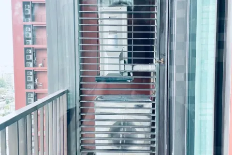 Studio in the Condo in Khlong Toei, Bangkok, Thailand  № 158490 - photo 8