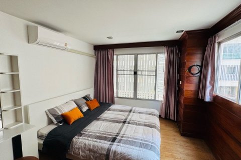 Condo in Suan Luang, Bangkok, Thailand, 2 bedrooms  № 158488 - photo 5