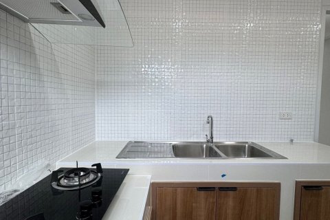 Townhouse in Phuket, Thailand 2 bedrooms № 158487 - photo 12