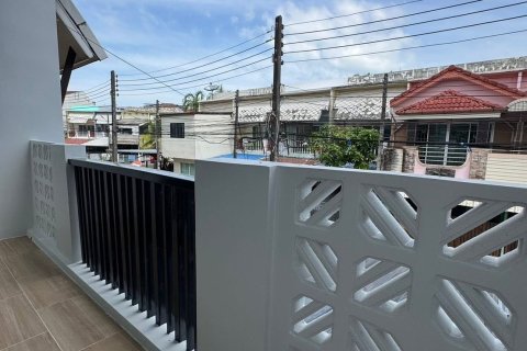 Townhouse in Phuket, Thailand 2 bedrooms № 158487 - photo 24