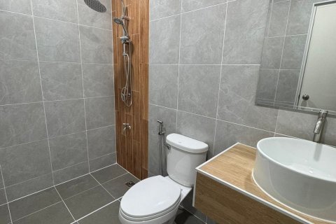 Townhouse in Phuket, Thailand 2 bedrooms № 158487 - photo 19