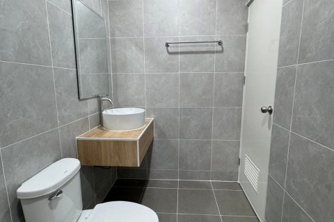 Townhouse in Phuket, Thailand 2 bedrooms № 158487 - photo 18