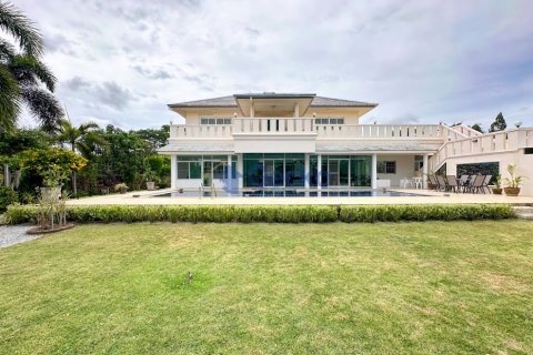 Maison à Pattaya, Thaïlande 5 chambres № 196499