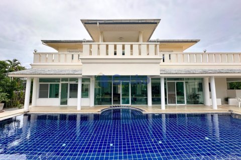 Maison à Pattaya, Thaïlande 5 chambres № 196500 - photo 2