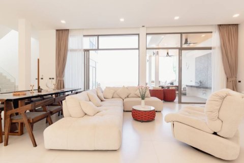 Villa in Surat Thani, Thailand 4 bedrooms № 176795 - photo 4