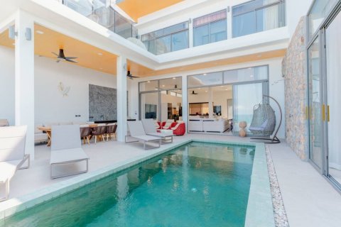 Villa in Surat Thani, Thailand 4 bedrooms № 176795