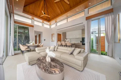 Villa in Phuket, Thailand 4 bedrooms № 161561 - photo 10