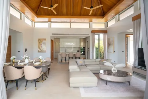 Villa in Phuket, Thailand 4 bedrooms № 161561 - photo 16