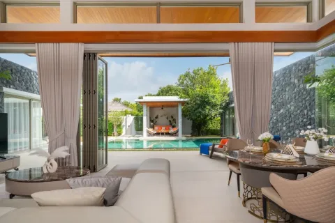 Villa in Phuket, Thailand 4 bedrooms № 161561 - photo 13