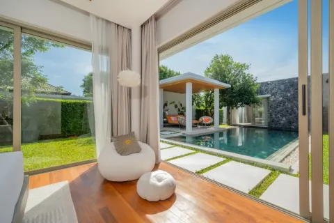 Villa in Phuket, Thailand 4 bedrooms № 161561 - photo 28