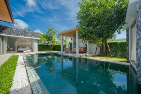 Villa in Phuket, Thailand 4 bedrooms № 161561 - photo 2