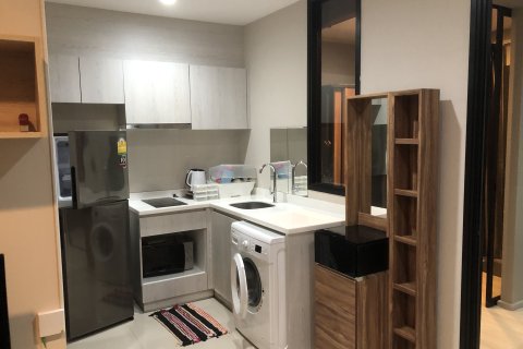 Studio in the Condo in Huai Khwang, Bangkok, Thailand  № 161564