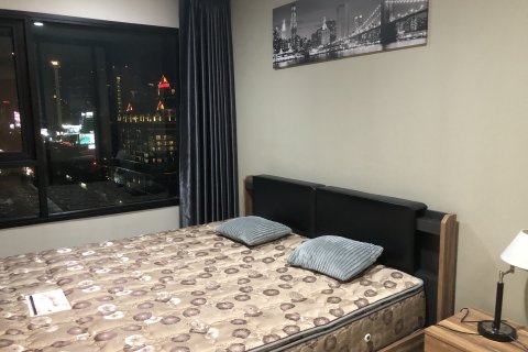 Studio in the Condo in Huai Khwang, Bangkok, Thailand  № 161564 - photo 5