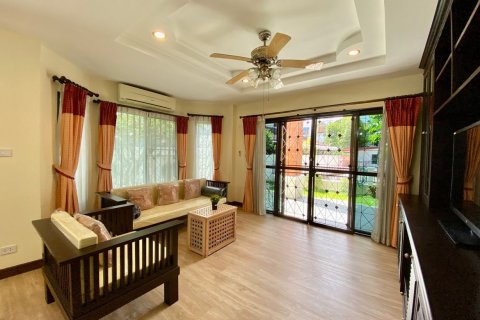 Дом в Чиангмае, Таиланд с 3 спальнями  № 75086 - фото 9