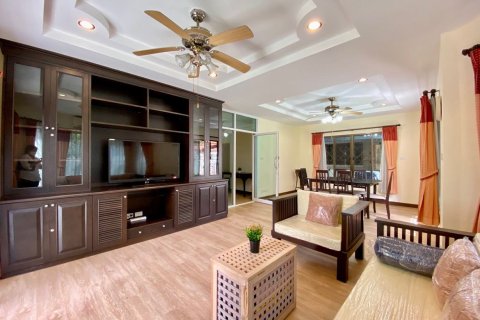 Дом в Чиангмае, Таиланд с 3 спальнями  № 75086 - фото 11