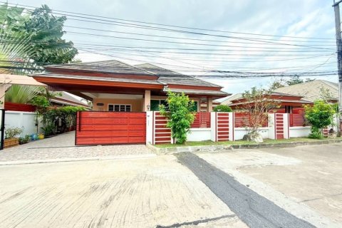 Дом в Банг Ламунге, Таиланд с 3 спальнями  № 133611 - фото 2