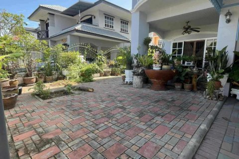 Дом в Паттайе, Таиланд с 3 спальнями  № 133609 - фото 3