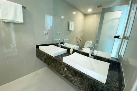 Condo in Pattaya, Thailand, 1 bedroom  № 133606 - photo 11