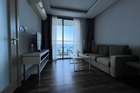 Condo in Pattaya, Thailand, 1 bedroom  № 133606 - photo 8