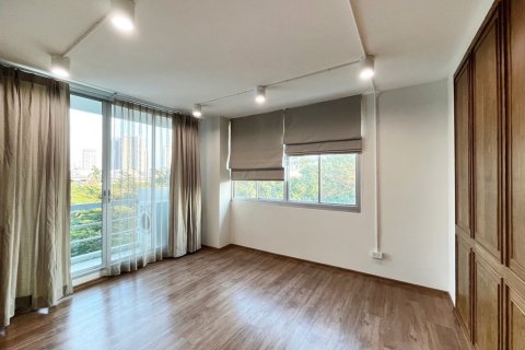 Кондоминиум с 2 спальнями в Клонг Тоэй, Бангкок, Таиланд № 149195 - фото 13