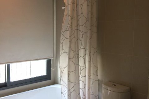 Studio in the Condo in Khlong Toei, Bangkok, Thailand  № 149190 - photo 5