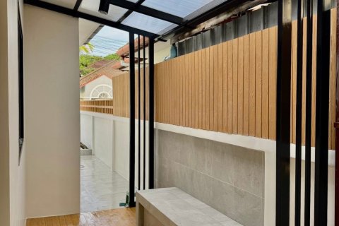 House in Phuket, Thailand 3 bedrooms № 156459 - photo 15