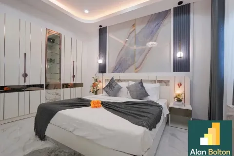 Casa de 4 dormitorios en Pattaya, Tailandia № 210693 - foto 8