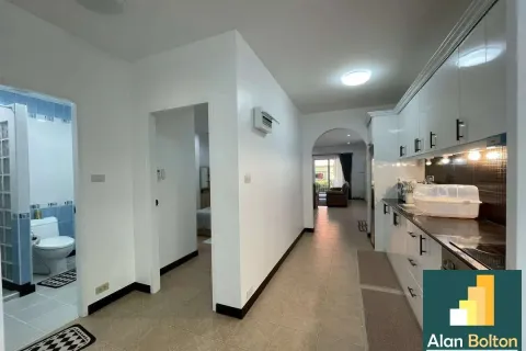 Condominio de 2 dormitorios en Pattaya, Tailandia № 210699 - foto 11
