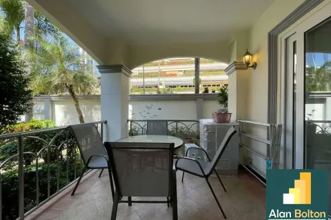 Condominio de 2 dormitorios en Pattaya, Tailandia № 210699 - foto 5