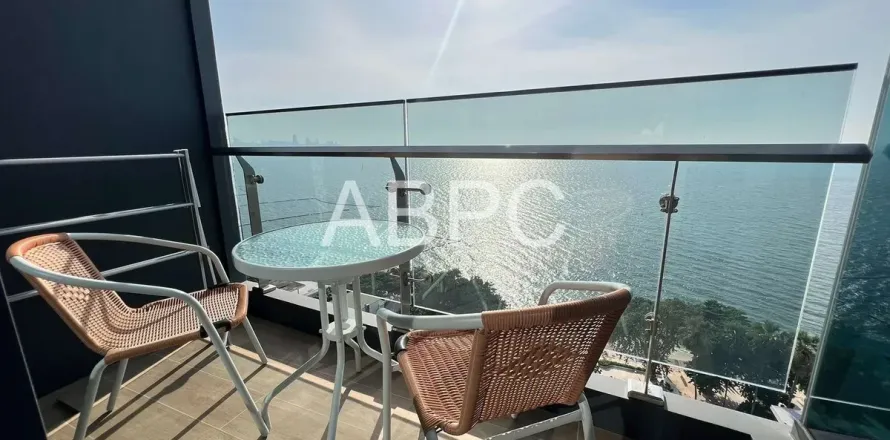 Estudio en el condominio en Pattaya, Tailandia № 210695