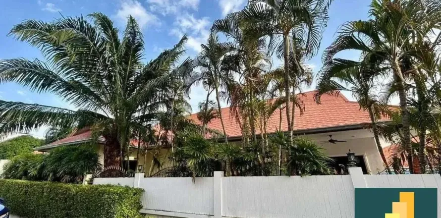 Casa de 5 dormitorios en Jomtien Beach, Pattaya, Tailandia № 210694