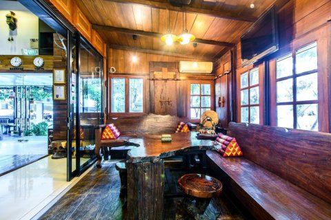 Commercial property in Bangkok, Thailand № 180938 - photo 5