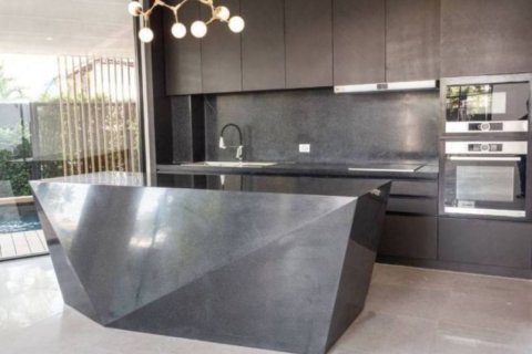 House in Bangkok, Thailand 4 bedrooms № 180935 - photo 7